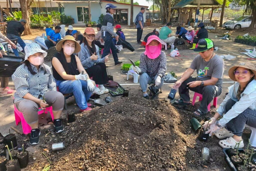 กิจกรรมเพาะกล้าไม้ เพื่อเวียนเทียนในวันมาฆบูชา 2569